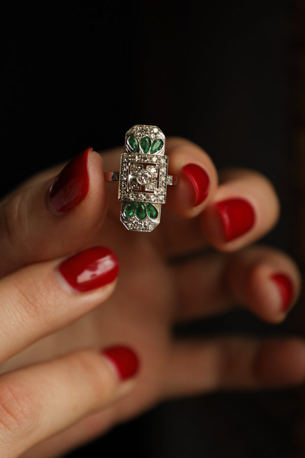 Art Deco Panel Emerald Ring with Diamonds 18k